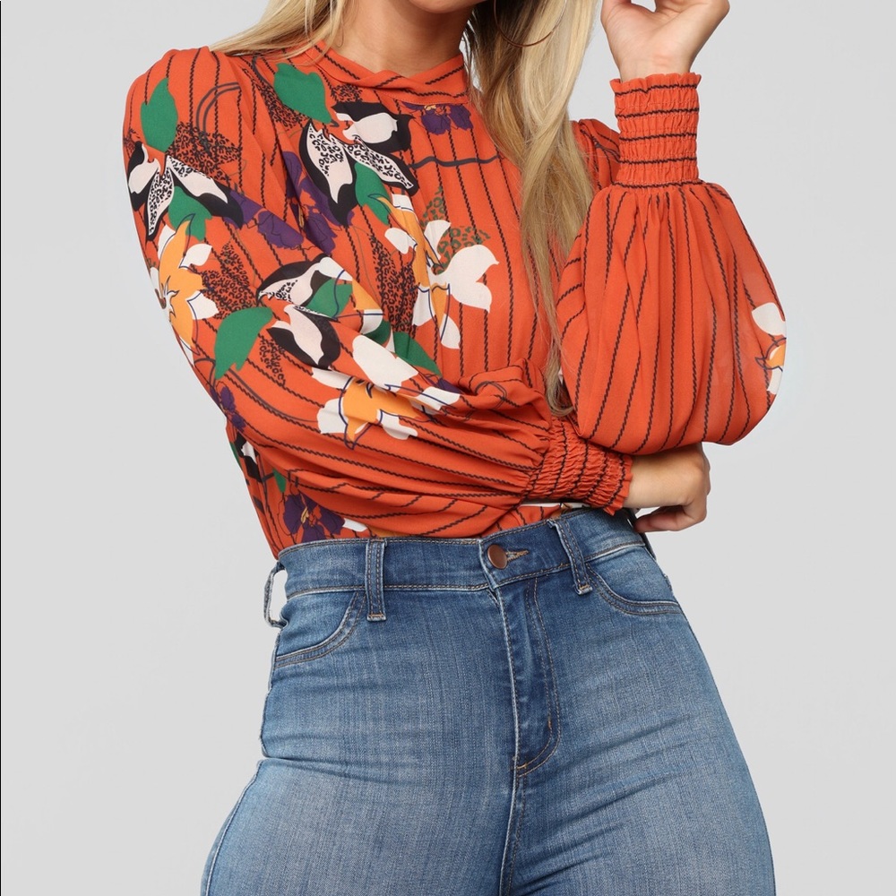 FashionNova Rust Floral Stripe Blouse.Mock neck with tie back . Chiffon Blouse